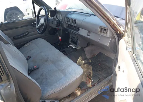 1988 Toyota Pickup Xtracab Rn70 Dlx из США, поврежденный, VIN JT4RN70PXJ0051277